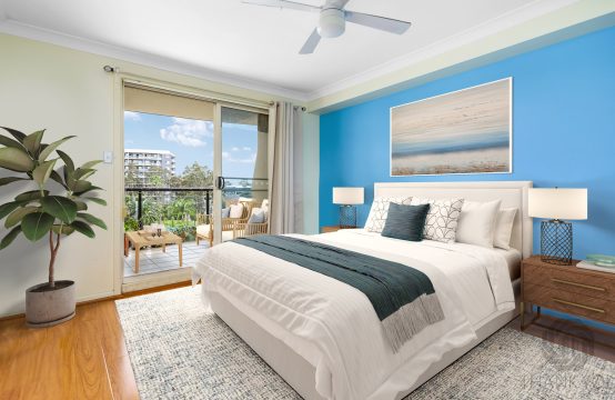 Master room with ensuite and two built in wardrobes