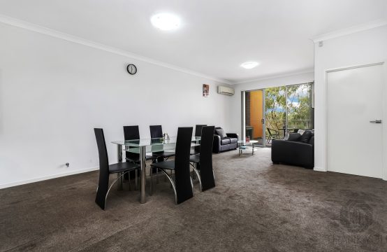 Large open plan dining area
